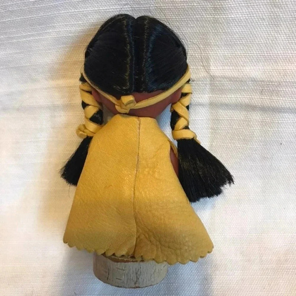 Vintage Rare Little Indian Girl Doll - Picture 3 of 4